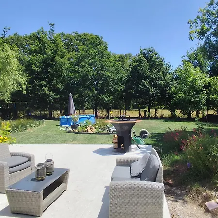 Casa vacanze Maison 4 11personnes Grand Jardin Donges