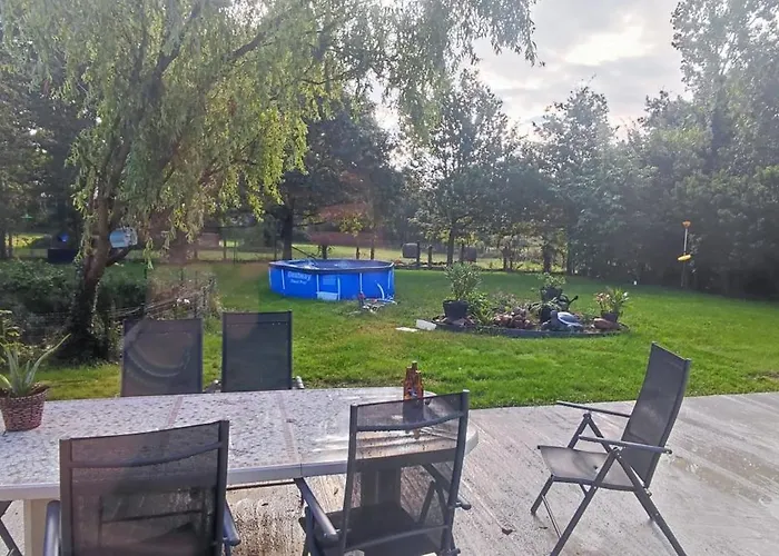 Maison 4 11personnes Grand Jardin בית נופש *